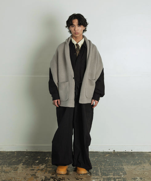 H175 / 着用サイズ: L ブラック
着用ストール:217180