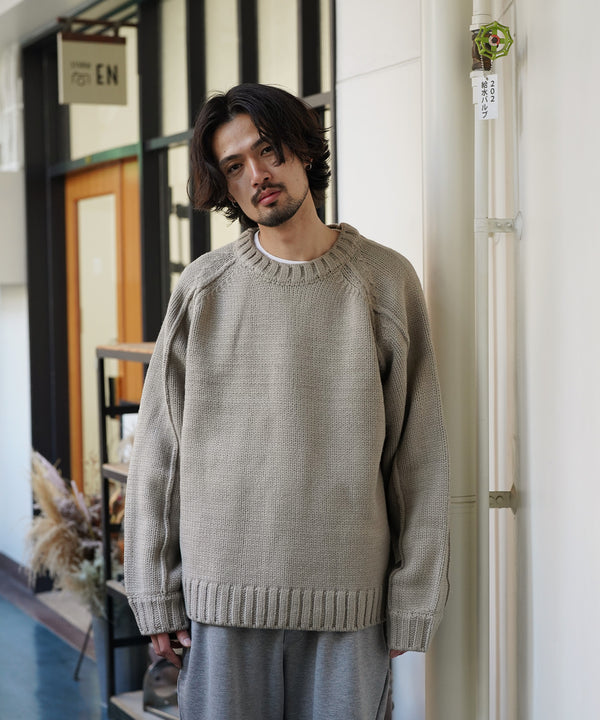 ハンド編みライク アウトリンキング ラグランスリーブ クルーネックニット