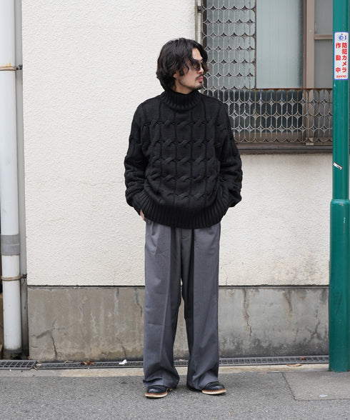 H175 / 着用サイズ:M ブラック 着用ボトムス:218713