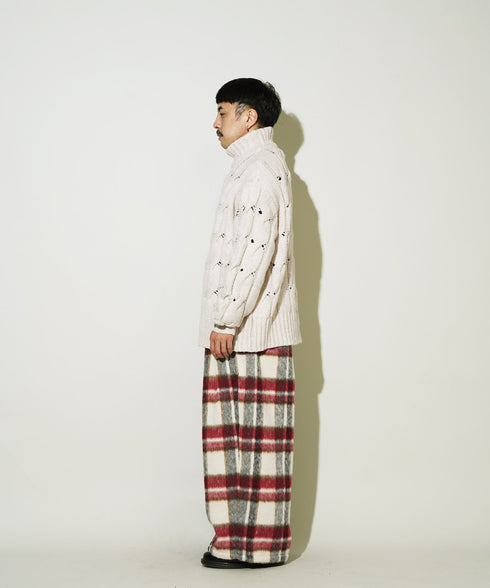 H163 / 着用サイズ: S アイボリー 着用ボトムス:217175