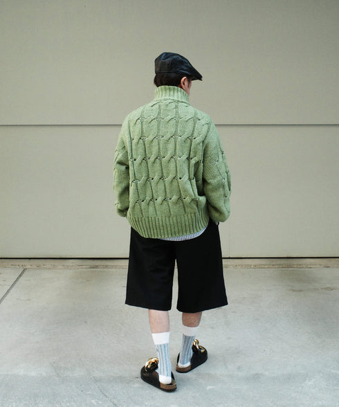 H163 / 着用サイズ:S グリーン