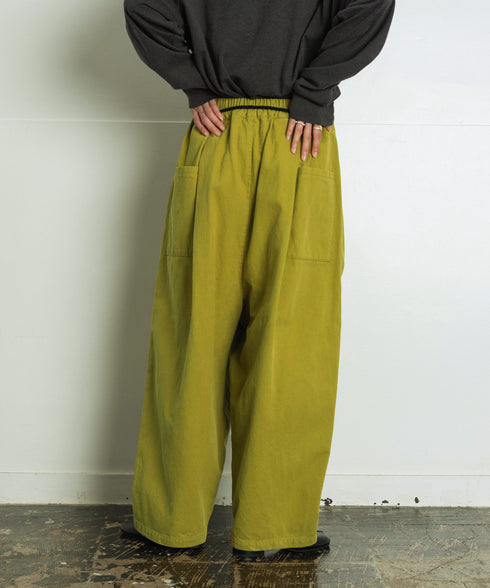 H167 / 着用サイズ: M グリーン