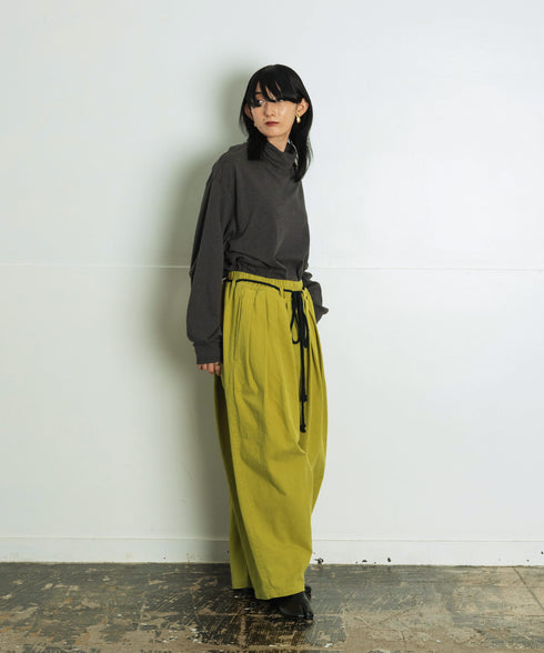 H167 / 着用サイズ: M グリーン