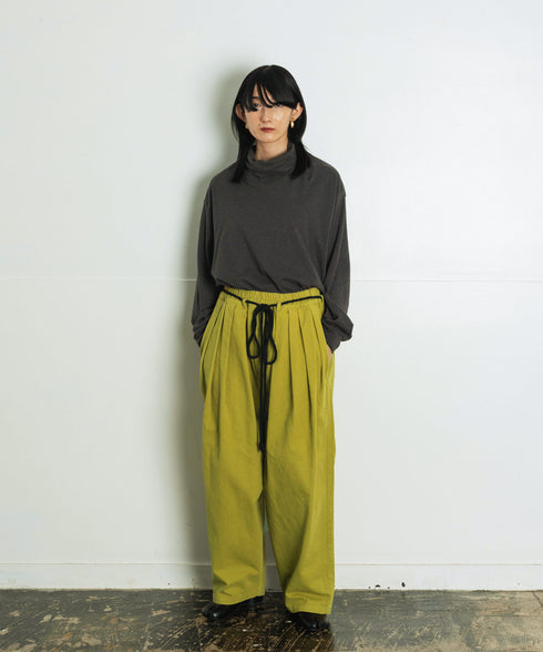 H167 / 着用サイズ: M グリーン