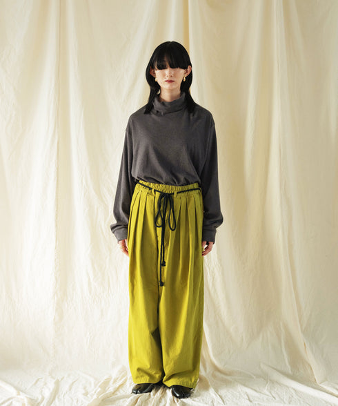 H167 / 着用サイズ: M グリーン