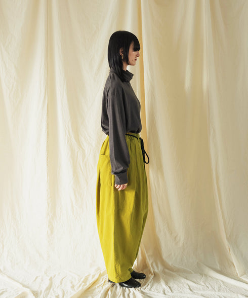 H167 / 着用サイズ: M グリーン