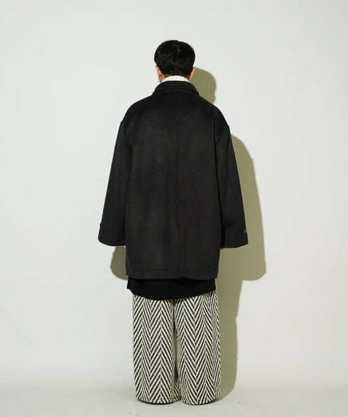 H163 / 着用サイズ: S ブラック トップス:217162 ボトムス:217175