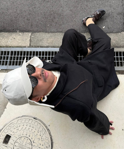 H163 / 着用サイズ:S ブラック