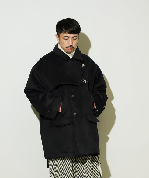 H163 / 着用サイズ: S ブラック トップス:217162 ボトムス:217175