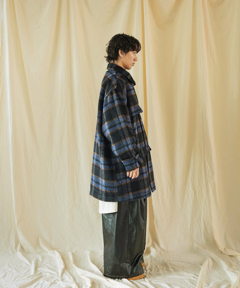 H175 / 着用サイズ: L ネイビーチェック トップス:217161 インナー:217170 ボトムス:217164