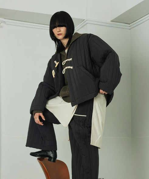 H167 / 着用サイズ: M ブラック トップス:217174 インナー:217170 ボトムス:217176