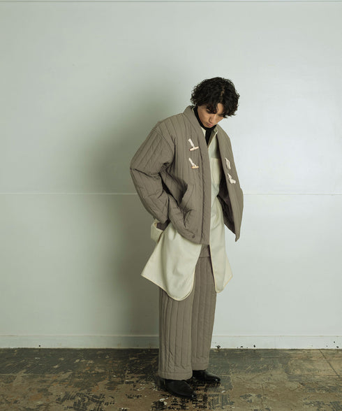 H175 / 着用サイズ: L セージグリーン トップス:21767 ボトムス:217176