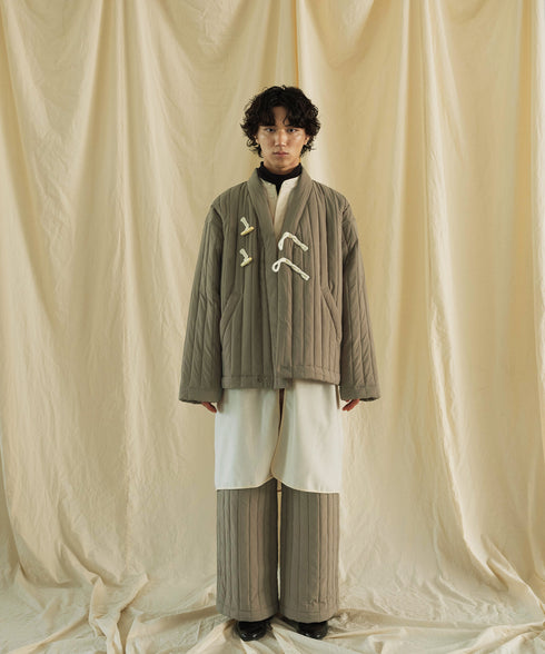 H175 / 着用サイズ: L セージグリーン トップス:21767 ボトムス:217176