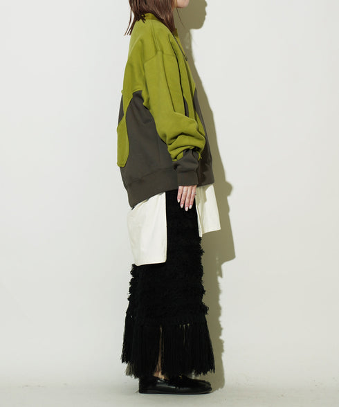 H161 / 着用サイズ: S グリーン
着用インナー:217170 ボトムス:217155