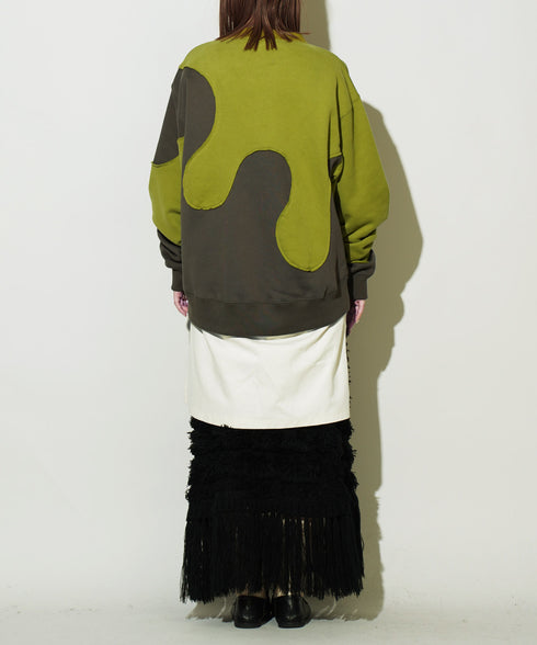 H161 / 着用サイズ: S グリーン
着用インナー:217170 ボトムス:217155