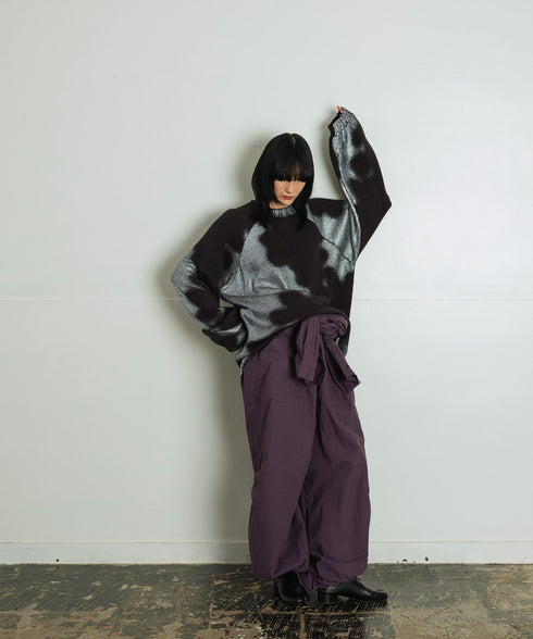 H167 / 着用サイズ: M ブラック ボトムス:217160