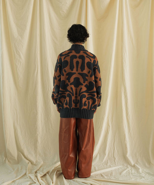 H175 / 着用サイズ: L ブラック ボトムス:217164