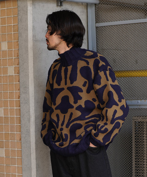 H175 / 着用サイズ:M ネイビー 着用ボトムス:218711