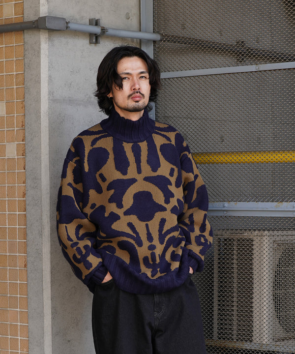 H175 / 着用サイズ:M ネイビー 着用ボトムス:218711