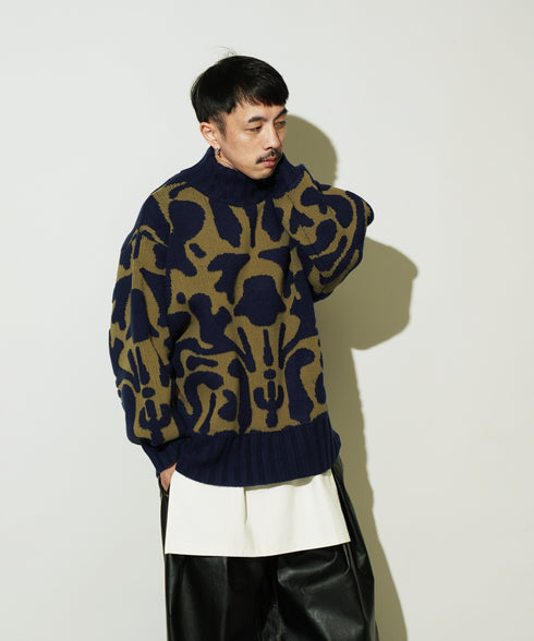 H163 / 着用サイズ:S ネイビー 着用インナー:217170 着用ボトムス:217164