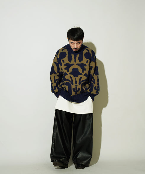 H163 / 着用サイズ: S ブラック インナー:217170 ボトムス:217164