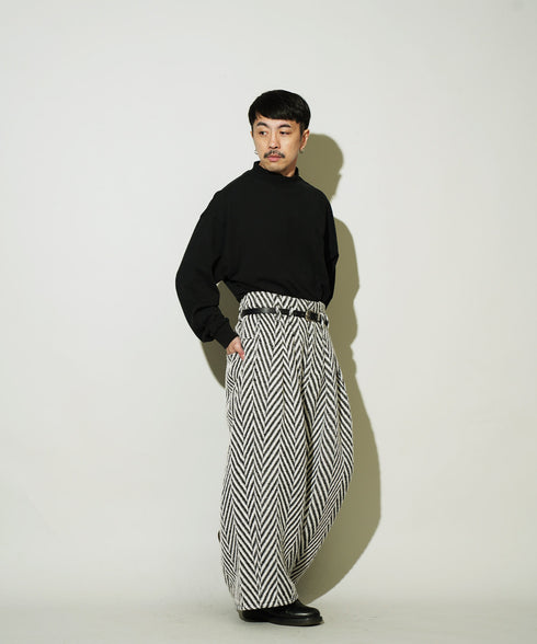 H163 / 着用サイズ: S ブラック系その他