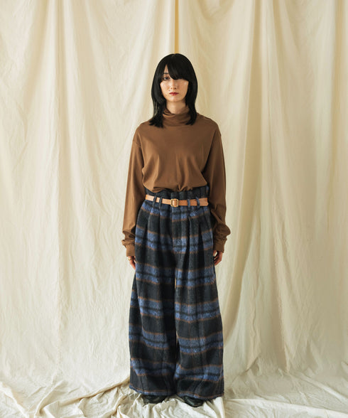 H167 / 着用サイズ: M ブルー系その他