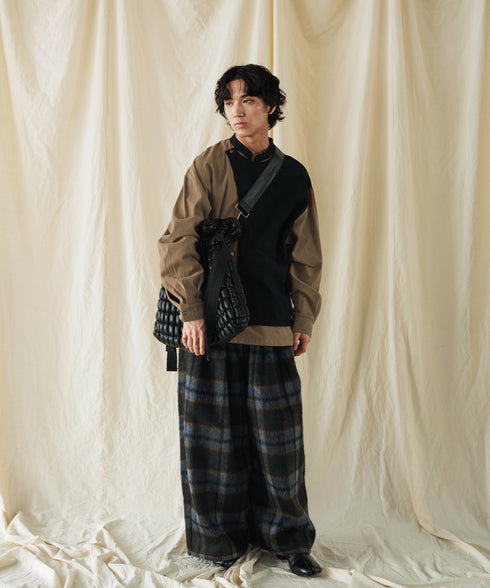 H175 / 着用サイズ: L ブルー系その他 トップス:217159 バッグ:216864