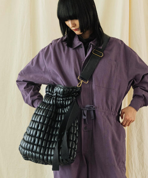 H167 / 着用サイズ: FREE ブラック
着用ジャンプスーツ:217160