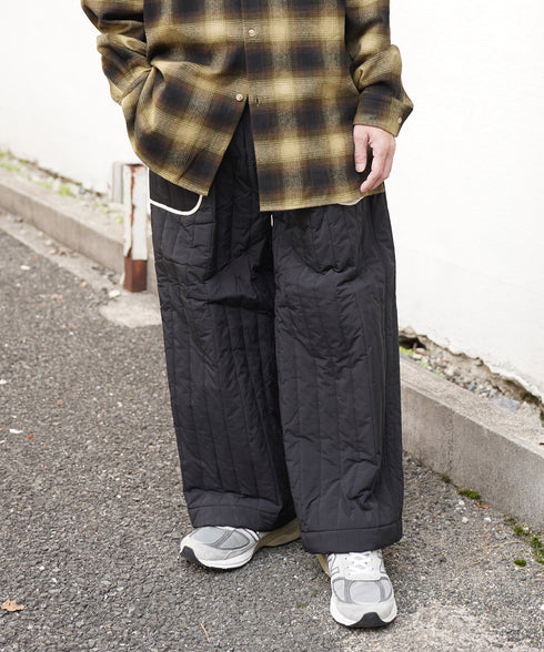 H163 / 着用サイズ: M ブラック トップス:218706