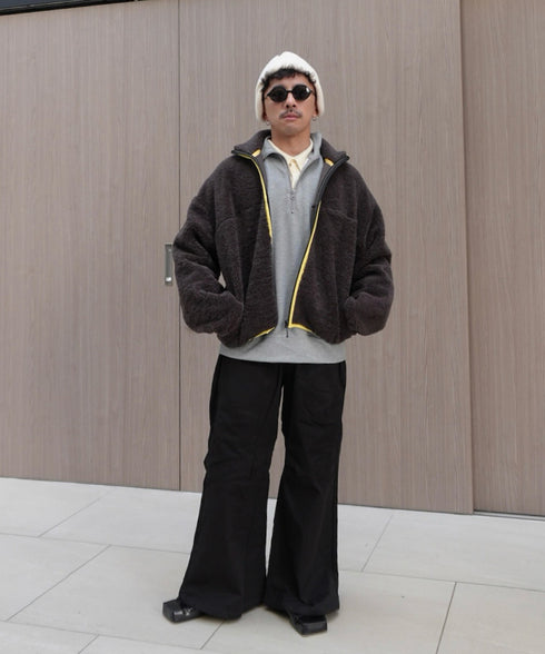 H163 / 着用サイズ:S ブラック 着用アウター:218727 着用トップス:218715