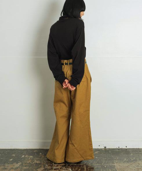 H167 / 着用サイズ:M マスタード