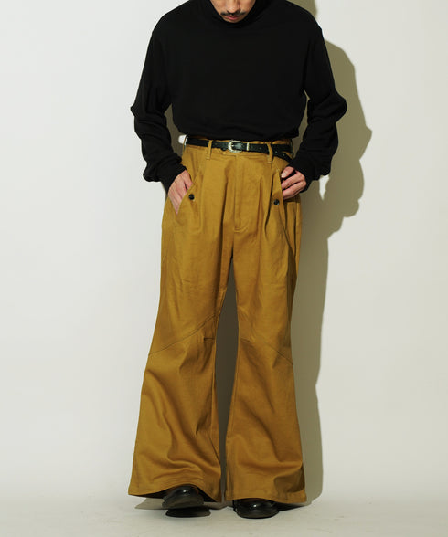 H163 / 着用サイズ:S マスタード