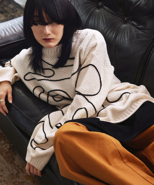 H167 / 着用サイズ:M オフホワイト 着用トップス: x 着用インナー:217210 着用ボトムス:217177