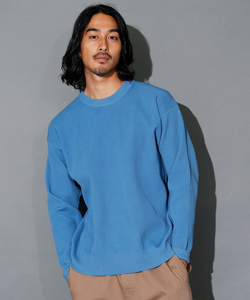 スモークブルー MODEL : KAI 181cm 68kg Lsize