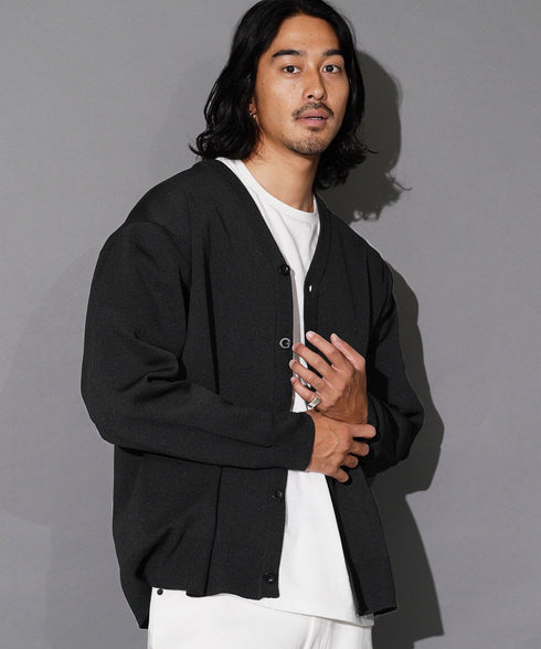 ブラック MODEL : KAI 181cm 68kg Lsize