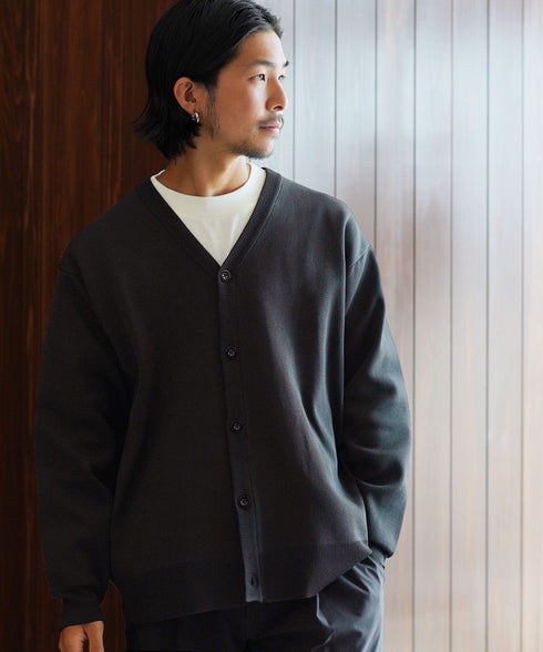 ブラック MODEL : SHUNTARO 174cm 66kg Lsize
