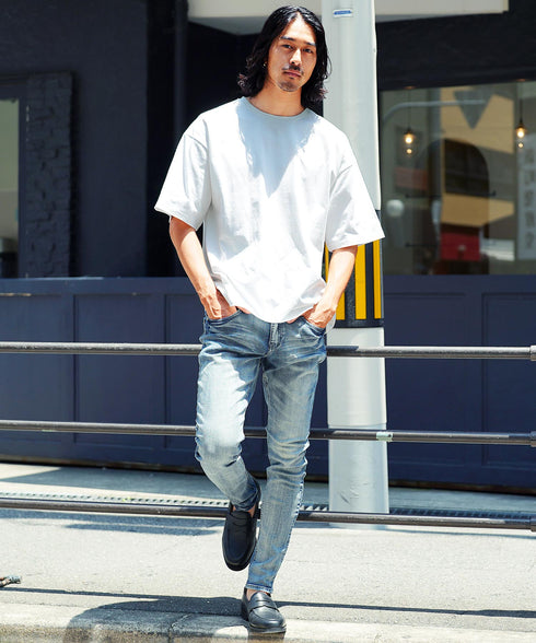 ホワイト MODEL : KAI 181cm 68kg Lsize