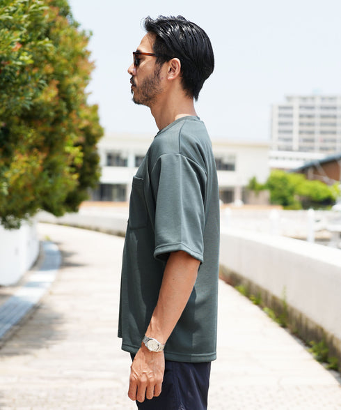 チャコール MODEL : GO 180cm 66kg Lsize