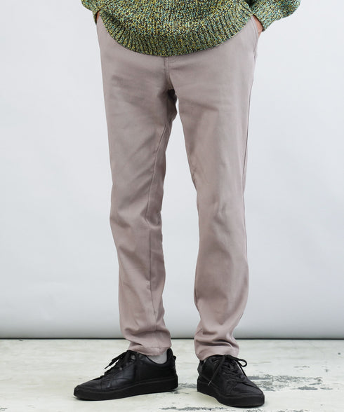 グレージュ MODEL : GO 180cm 66kg Lsize