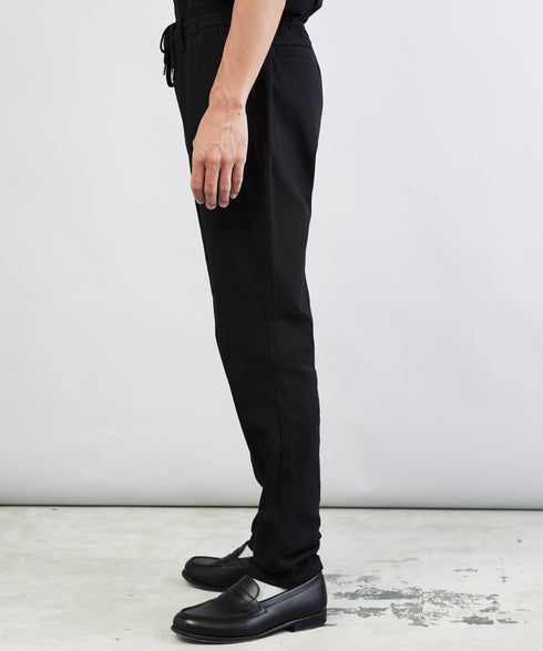 ブラック MODEL : GO 180cm 66kg Lsize