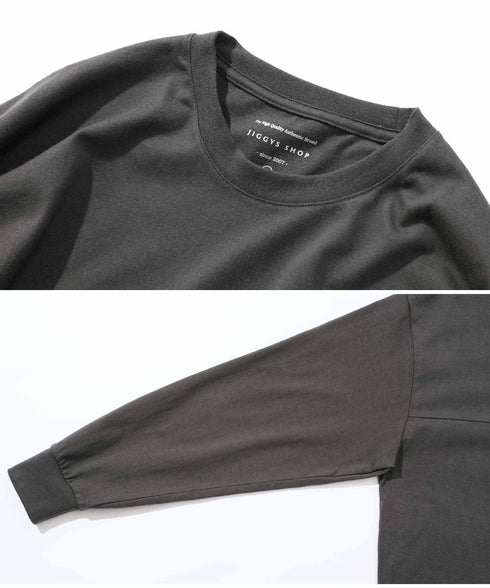 チャコールグレー