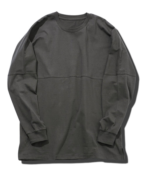 チャコールグレー