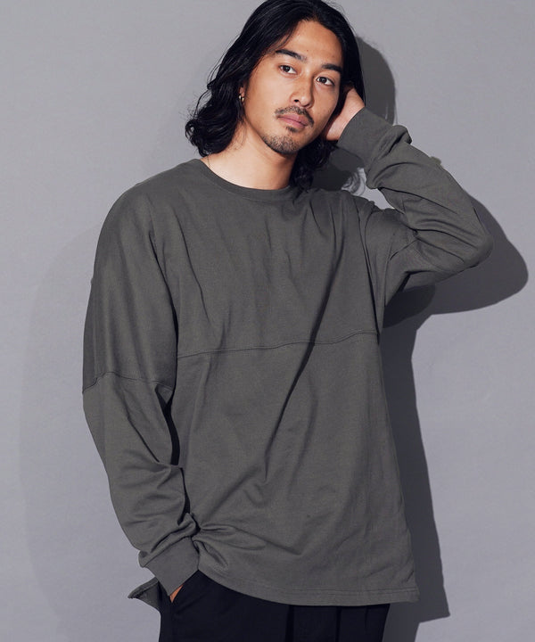 チャコールグレー MODEL : KAI 181cm 68kg Lsize