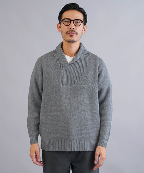 グレー MODEL : GO 180cm 66kg Lsize