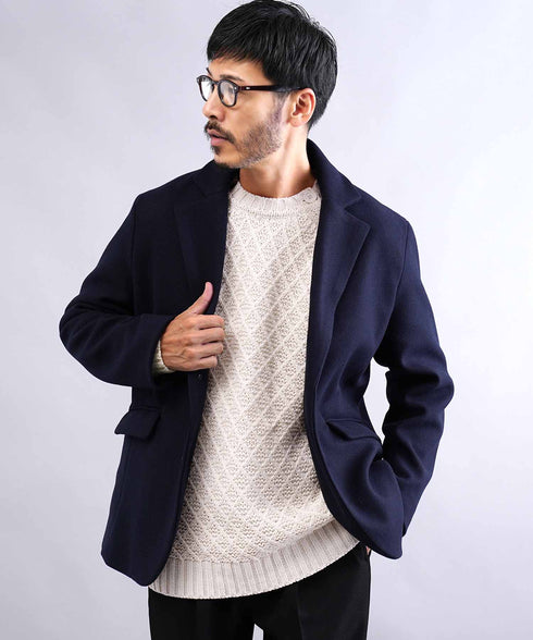 ライトベージュ