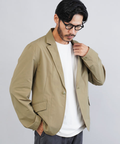 ベージュ MODEL : GO 180cm 66kg Lsize