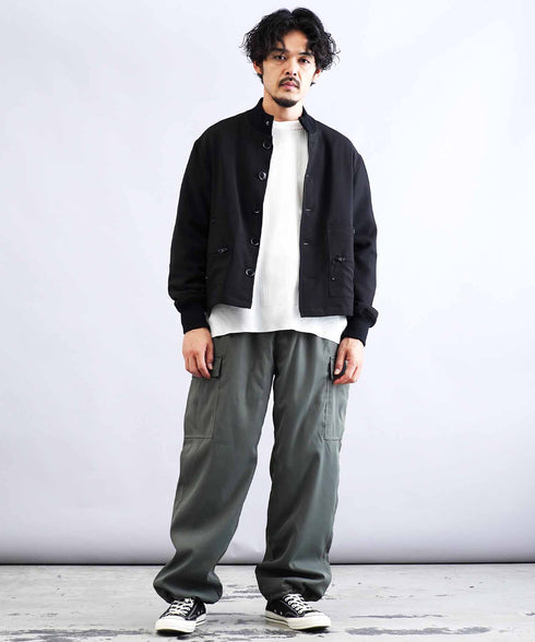 チャコールグレー MODEL : PEKEPON 175cm 60kg Lsize