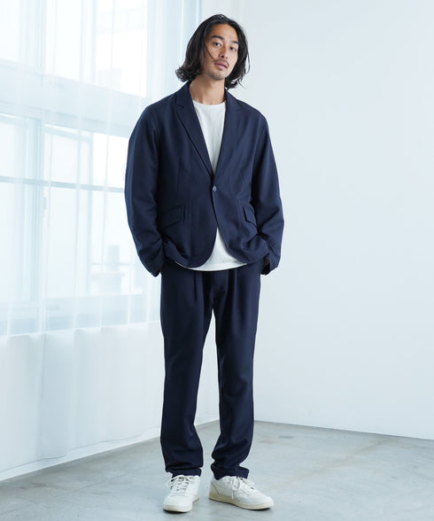 ネイビー MODEL : KAI 181cm 68kg Lsize