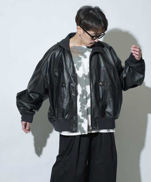 H163 / 着用サイズ: S*ブラック
インナー:217619 ボトムス:217634